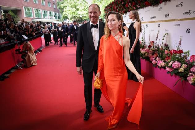 German Film Award 2024 Johann von Bülow and Katharina Schüttler on the red carpet at the Lola German Film Award 2024 ceremony at the Theater am Potsdamer Platz in Berlin Date 03 05 2024 Copyright: xEventpressx