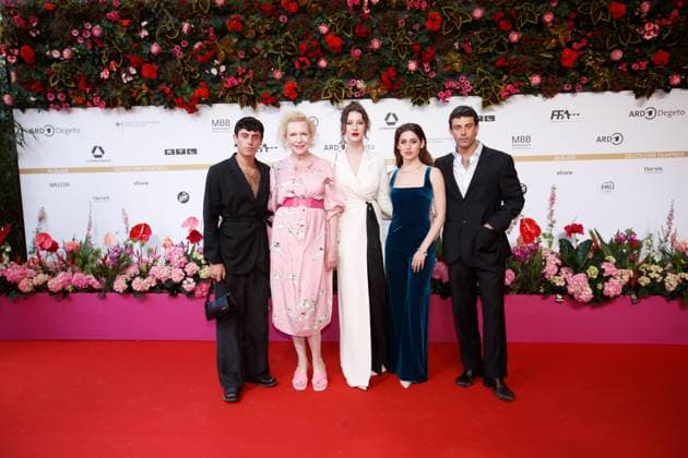 Award German Film Award 2024 Aaron Altaras, Sunnyi Melles Judith Viktoria Princess zu Sayn Wittgenstein Sayn , Leonille Elisabeth Judith Maria Anna Princess zu Sayn Wittgenstein Sayn, Ayla Piasco and Leo Altaras at the German Film Award 2024 at the Theater am Potsdamer Platz on 03 05 2024 in Berlin Copyright: xEventpressxKochanx