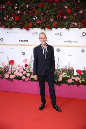 Award German Film Award 2024 Ulrich Matthes at the German Film Award 2024 at the Theater am Potsdamer Platz on 03 05 2024 in Berlin Copyright: xEventpressxKochanx