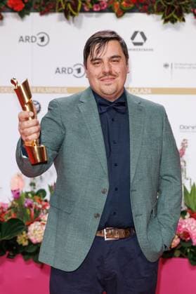 German Film Award 2024 Roland Stuprich at the German Film Award 2024 at the Theater am Potsdamer Platz on 03 05 2024 in Berlin Copyright: xEventpressxKochanx