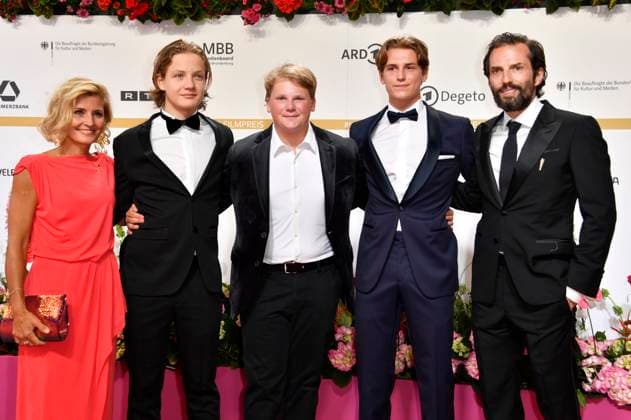 Justyna Müsch, Levi Brandl, Julius Weckauf, Nevio Wendt and Quirin Berg at the 74 German Film Awards 2024 ceremony at the Theater am Potsdamer Platz Berlin, 03 05 2024 Foto:xN.xKubelkax xFuturexImagex filmpreis2024_4058