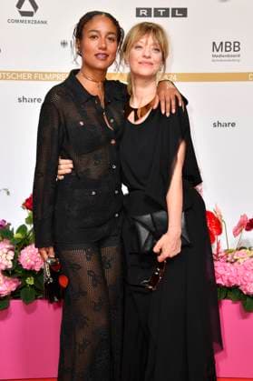 Larissa Sirah Herden and Heike Makatsch at the 74th German Film Award 2024 ceremony at the Theater am Potsdamer Platz Berlin, 03 05 2024 Foto:xN.xKubelkax xFuturexImagex filmpreis2024_4078
