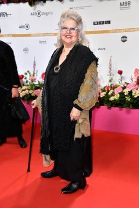 Hanna Schygulla at the 74th German Film Awards 2024 ceremony at the Theater am Potsdamer Platz Berlin, 03 05 2024 Foto:xN.xKubelkax xFuturexImagex filmpreis2024_4096