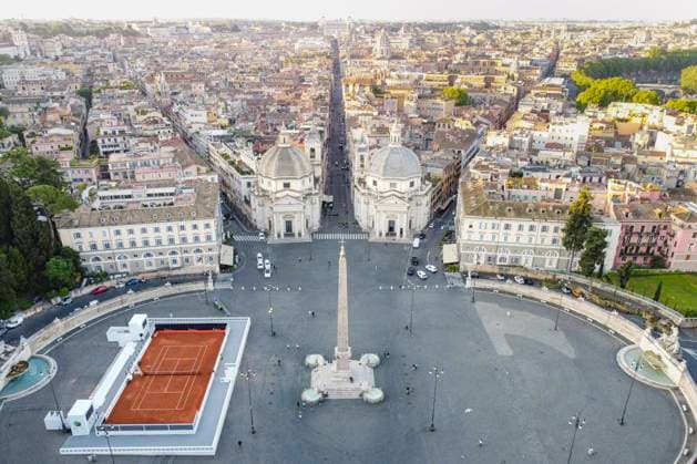Rom, Tennisplatz auf der Piazza del Popolo wirbt für die Italian Open May 6, 2024, Rome, Lazio, Italy: (EDITOR S NOTE: Image taken by a drone) .Aerial view of Piazza del Popolo. Rome is preparing for the Italian Open tennis tournament - Internazionali BNL d Italia, by setting up a red clay court in the central Piazza del Popolo. Rome Italy - ZUMAs197 20240506_aaa_s197_020 Copyright: xStefanoxCostantinox