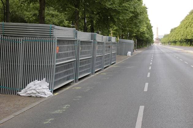 Germany, Berlin, construction of the Fan Mile, Straße des 17 Juni closed for almost three months