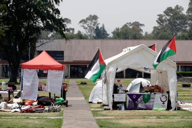 University Students Continue the Pro-Palestine Strike Students from the Universidad Autonoma de Mexico (UNAM), remain on strike in a camp tent installed at esplanade of the University s Rectorate, demanding an end to the genocide against the Palestinian people and the breaking of relations with the State of Israel. on May 6, 2024 in Mexico City, mexico. (Photo by Luis Barron Eyepix Group) Copyright: xLuisxBarronx xEyepixxGroupx LB 20240506P1