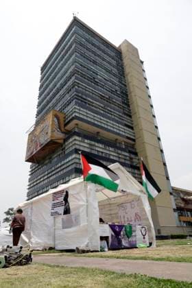 University Students Continue the Pro-Palestine Strike Students from the Universidad Autonoma de Mexico (UNAM), remain on strike in a camp tent installed at esplanade of the University s Rectorate, demanding an end to the genocide against the Palestinian people and the breaking of relations with the State of Israel. on May 6, 2024 in Mexico City, mexico. (Photo by Luis Barron Eyepix Group) Copyright: xLuisxBarronx xEyepixxGroupx LB 20240506P15
