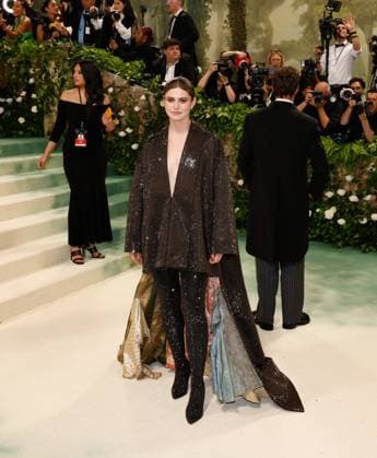 Alison Oliver arrives on the red carpet at the 2024 Met Gala celebrating Sleeping Beauties: Reawakening Fashion at The Metropolitan Museum of Art on Monday, May 6, 2024 in New York City.  NYP20240506181 JOHNxANGELILLO