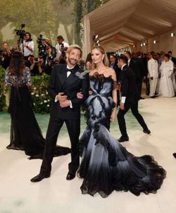 Adrien Brody and Georgina Chapman arrive on the red carpet at the 2024 Met Gala celebrating Sleeping Beauties: Reawakening Fashion at The Metropolitan Museum of Art on Monday, May 6, 2024 in New York City.  NYP20240506236 JOHNxANGELILLO