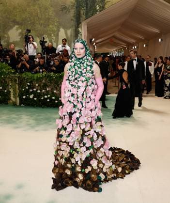 Jordan Roth arrives on the red carpet at the 2024 Met Gala celebrating Sleeping Beauties: Reawakening Fashion at The Metropolitan Museum of Art on Monday, May 6, 2024 in New York City.  NYP20240506166 JOHNxANGELILLO