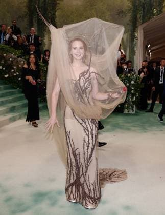 Lana Del Rey arrives on the red carpet at the 2024 Met Gala celebrating Sleeping Beauties: Reawakening Fashion at The Metropolitan Museum of Art on Monday, May 6, 2024 in New York City.  NYP20240506309 JOHNxANGELILLO