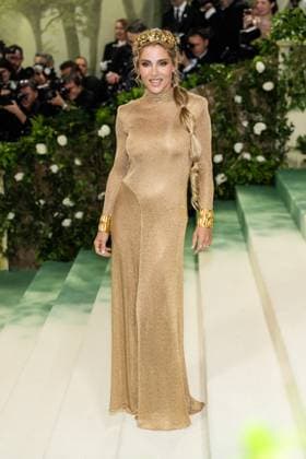 Celebrities attend the 2024 Met Gala Celebrating ?Sleeping Beauties: Reawakening Fashion? at The Metropolitan Museum of Art in New York City Featuring: Elsa Pataky Where: New York, United States When: 06 May 2024 Credit: Michael Stewart INSTARimages.com EDITORIAL USE ONLY. NOT FOR USE BY NEWSPAPERS BASED IN THE UK. Copyright: xMichaelxStewartx instar53712884