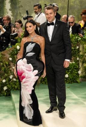 Celebrities attend the 2024 Met Gala Celebrating ?Sleeping Beauties: Reawakening Fashion? at The Metropolitan Museum of Art in New York City Featuring: Hugh Jackman Where: New York, United States When: 06 May 2024 Credit: Michael Stewart INSTARimages.com EDITORIAL USE ONLY. NOT FOR USE BY NEWSPAPERS BASED IN THE UK. Copyright: xMichaelxStewartx instar53713089