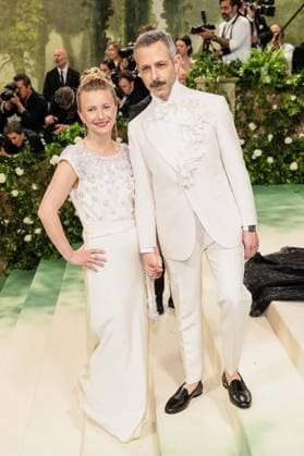 Celebrities attend the 2024 Met Gala Celebrating ?Sleeping Beauties: Reawakening Fashion? at The Metropolitan Museum of Art in New York City Featuring: Emma Wall, Jeremy Strong Where: New York, United States When: 06 May 2024 Credit: Michael Stewart INSTARimages.com EDITORIAL USE ONLY. NOT FOR USE BY NEWSPAPERS BASED IN THE UK. Copyright: xMichaelxStewartx instar53713018