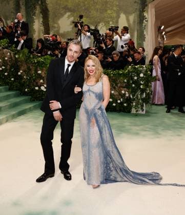 Kylie Minogue arrives on the red carpet at the 2024 Met Gala celebrating Sleeping Beauties: Reawakening Fashion at The Metropolitan Museum of Art on Monday, May 6, 2024 in New York City.  NYP20240506252 JOHNxANGELILLO