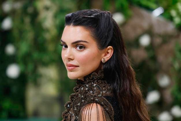 Kendall Jenner arrives on the red carpet at the 2024 Met Gala celebrating Sleeping Beauties: Reawakening Fashion at The Metropolitan Museum of Art on Monday, May 6, 2024 in New York City.  NYP20240506579 JOHNxANGELILLO