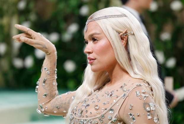Karol G arrives on the red carpet at the 2024 Met Gala celebrating Sleeping Beauties: Reawakening Fashion at The Metropolitan Museum of Art on Monday, May 6, 2024 in New York City.  NYP20240506586 JOHNxANGELILLO