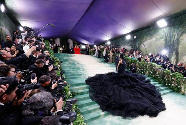 Cardi B arrives on the red carpet at the 2024 Met Gala celebrating Sleeping Beauties: Reawakening Fashion at The Metropolitan Museum of Art on Monday, May 6, 2024 in New York City.  NYP2024050651715 JOHNxANGELILLO