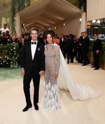 Patrick Seabase and Allison Sarofim arrives on the red carpet at the 2024 Met Gala celebrating Sleeping Beauties: Reawakening Fashion at The Metropolitan Museum of Art on Monday, May 6, 2024 in New York City.  NYP20240506170 JOHNxANGELILLO
