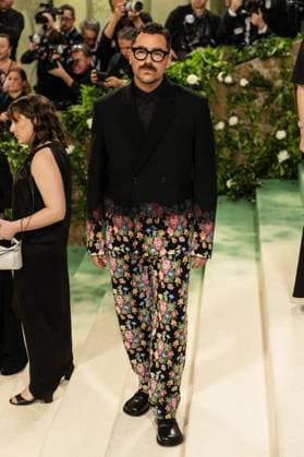Celebrities attend the 2024 Met Gala Celebrating ?Sleeping Beauties: Reawakening Fashion? at The Metropolitan Museum of Art in New York City Featuring: Dan Levy Where: New York, United States When: 06 May 2024 Credit: Michael Stewart INSTARimages.com EDITORIAL USE ONLY. NOT FOR USE BY NEWSPAPERS BASED IN THE UK. Copyright: xMichaelxStewartx instar53713203