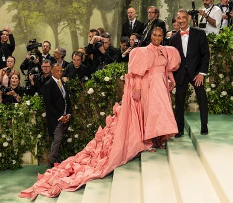 Celebrities attend the 2024 Met Gala Celebrating ?Sleeping Beauties: Reawakening Fashion? at The Metropolitan Museum of Art in New York City Featuring: Guest Where: New York, United States When: 06 May 2024 Credit: Michael Stewart INSTARimages.com EDITORIAL USE ONLY. NOT FOR USE BY NEWSPAPERS BASED IN THE UK. Copyright: xMichaelxStewartx instar53713192