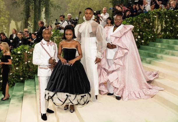 Celebrities attend the 2024 Met Gala Celebrating ?Sleeping Beauties: Reawakening Fashion? at The Metropolitan Museum of Art in New York City Featuring: Guests Where: New York, United States When: 06 May 2024 Credit: Michael Stewart INSTARimages.com EDITORIAL USE ONLY. NOT FOR USE BY NEWSPAPERS BASED IN THE UK. Copyright: xMichaelxStewartx instar53713162