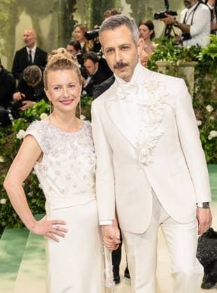 Celebrities attend the 2024 Met Gala Celebrating ?Sleeping Beauties: Reawakening Fashion? at The Metropolitan Museum of Art in New York City Featuring: Emma Wall, Jeremy Strong Where: New York, United States When: 06 May 2024 Credit: Michael Stewart INSTARimages.com EDITORIAL USE ONLY. NOT FOR USE BY NEWSPAPERS BASED IN THE UK. Copyright: xMichaelxStewartx instar53713177