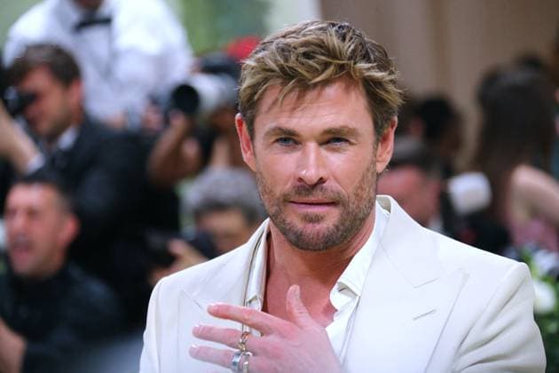 Metropolitan Museum Of Art Costume Institute Gala - NYC Chris Hemsworth attends the Met Gala 2024 Sleeping Beauties: Reawakening Fashion. at The Metropolitan Museum of Art in New York, NY on May 6, 2024. Photo by Charles Guerin ABACAPRESS.COM New York City NY United States  Copyright: xGuerinxCharles ABACAx