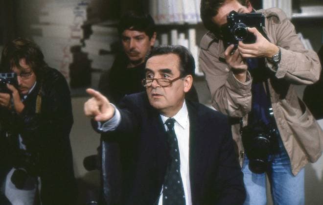Bernard Pivot Has Died Aged 89 File photo - Bernard Pivot - Bernard Pivot, former president of the AcadÃ mie Goncourt, author and presenter of Apostrophes, has died aged 89. Photo by Patrick Davy ABACAPRESS.COM Paris France  Copyright: xDavyxPatrick ABACAx