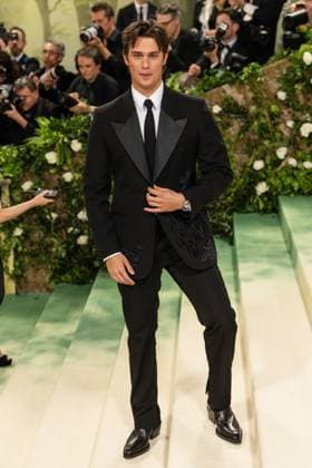 Celebrities attend the 2024 Met Gala Celebrating ?Sleeping Beauties: Reawakening Fashion? at The Metropolitan Museum of Art in New York City Featuring: Nicholas Galitzine Where: New York, United States When: 06 May 2024 Credit: Michael Stewart INSTARimages.com EDITORIAL USE ONLY. NOT FOR USE BY NEWSPAPERS BASED IN THE UK. Copyright: xMichaelxStewartx instar53713429