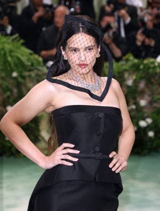 Metropolitan Museum Of Art Costume Institute Gala - NYC Rosalia attends the Met Gala 2024 Sleeping Beauties: Reawakening Fashion. at The Metropolitan Museum of Art in New York, NY on May 6, 2024. Photo by Charles Guerin ABACAPRESS.COM New York NY United States  Copyright: xGuerinxCharles ABACAx