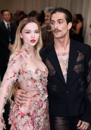 Metropolitan Museum Of Art Costume Institute Gala - NYC Dove Cameron, Damiano David attend the Met Gala 2024 Sleeping Beauties: Reawakening Fashion. at The Metropolitan Museum of Art in New York, NY on May 6, 2024. Photo by Charles Guerin ABACAPRESS.COM New York City NY United States  Copyright: xGuerinxCharles ABACAx