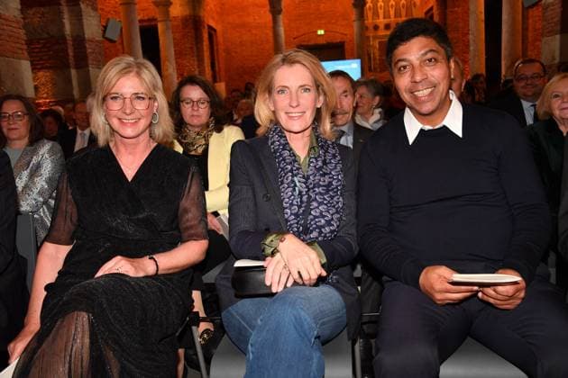 Ulrike Scharf, Dr. Maria Furtwängler and Giovane Elber Award of the Bavarian State Medal for Social Merit 2024 Heilige Hofkirche Munich 07 May 2024