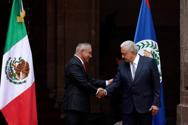 Prime Minister of Belize, Juan Antonio BriseoÂ±o and MexicoÃ¢â‚¬â ¢s President, Andres Manuel Lopez Obrador during the welcoming ceremony of the Belize state visit to Mexico, in the Patio Honor in the National Palace. Mexico City Mexico - ZUMAe321 20240507_zia_e321_012 Copyright: xLuisxBarronx