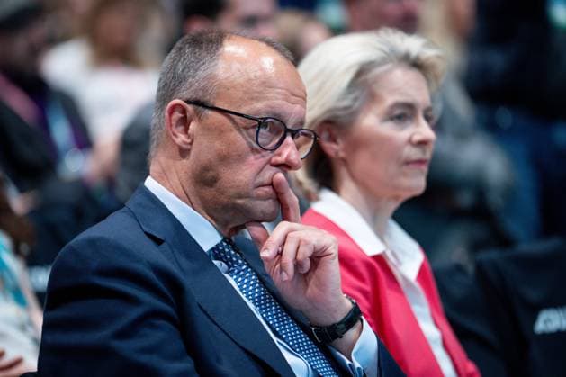 36. Bundesparteitag der CDU Deutschland 2024 Friedrich Merz, Vorsitzender der CDU mit nachdenklichem Blick gemeinsam mit Ursula von der Leyen Praesidentin der Europaeischen Kommission auf dem 36. Parteitag der CDU Deutschland im Estrel in Berlin , Berlin , 08.05.2024 Berlin Berlin Deutschland *** 36 Federal Party Congress of the CDU Germany 2024 Friedrich Merz, Chairman of the CDU with a thoughtful look together with Ursula von der Leyen President of the European Commission at the 36 Party Congress of the CDU Germany at the Estrel in Berlin , Berlin , 08 05 2024 Berlin Berlin Germany