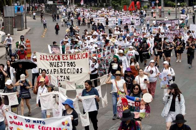 Mothers and relatives of disappeared people take part during a protest on Mother s Day to demand that the government clarify the disappearances at Monument to the Mother course to the National Palace at Zocalo Square. Mexico City Mexico - ZUMAe321 20240510_zia_e321_009 Copyright: xLuisxBarronx