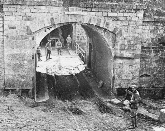 RECORD DATE NOT STATED Fort du Conde WWI Entrance to Fort du Conde, Aisne, in France during World War I Date: 29 April 1917  Copyright: Copyrightx(c)Geminix2023.xCredit:xGemini 10296682