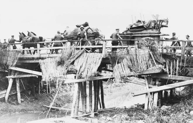 RECORD DATE NOT STATED German retreat WWI German transport crossing the canal bridge at Bellenglise on the Western Front during World War I Date: September 1918  Copyright: Copyrightx(c)Geminix2023.xCredit:xGemini 10297876