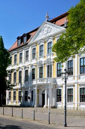 Barockfassade des Landtagsgebäudes von Sachsen Anhalt südseitige Barockfassade des Landtagsgebäudes von Sachsen Anhalt am Domplatz in Magdeburg Copyright: xZoonar.com RalfxMartinxHentrichx 12374104