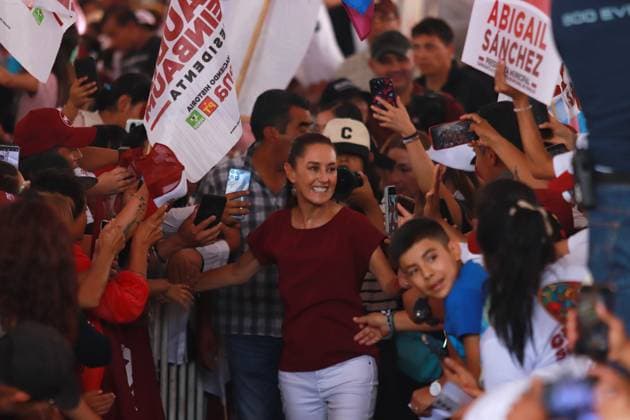 Mexiko, Claudia Sheinbaum Wahlkampfveranstaltung in Mexiko-Stadt Presidential Candidate Claudia Sheinbaum Campaign Rally in Chalco Claudia Sheinbaum Pardo, candidate for the Presidency of Mexico by the Sigamos Haciendo Historia coalition, arrives at a political rally in Chalco, located east of the State of Mexico as part of her campaign tour of the State of Mexico. on May 11, 2024 in Mexico City, Mexico. (photo by Carlos Santiago Eyepix Group) Copyright: xCarlosxSantiago xEyepixxGroupx CS_11052024_119687