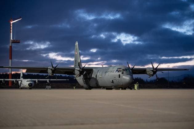 RECORD DATE NOT STATED An 86th Airlift Wing C-130J Super Hercules aircraft sits on the flightline before a training flight at Ramstein Air Base Germany Feb. 13, 2024. The goal of the exercise was to practice mission readiness tactics with the U.S. Army and the German Army, to ensure air superiority in Europe. Air Force Copyright: xpiemagsx piemagsdvidsfeb24032024-7863 !ACHTUNG AUFNAHMEDATUM GESCHÄTZT!