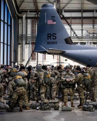 RECORD DATE NOT STATED U.S. Army Soldiers from the 173rd Airborne Brigade prepare for a static-line jump out of a U.S. Air Force C-130J Super Hercules aircraft at Ramstein Air Base, Germany, Feb. 13, 2024. Over 200 paratroopers from the U.S. Army, U.S. Air Force and the German army by utilizing the 86th Airlift Wings airlift and airdrop capabilities at the Global Gateway to practice contingency response in the European theatre. Air Force Copyright: xpiemagsx piemagsdvidsfeb24032024-7889 !ACHTUNG AUFNAHMEDATUM GESCHÄTZT!
