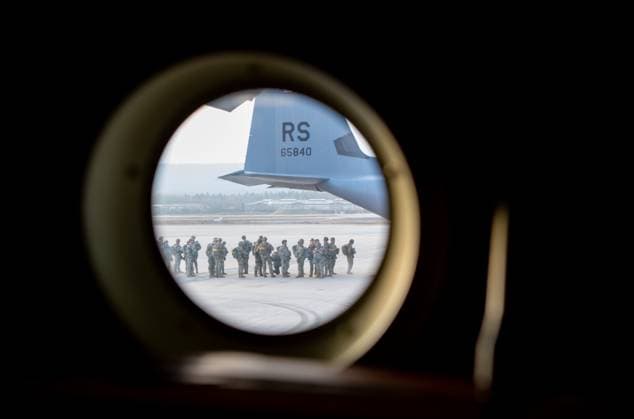RECORD DATE NOT STATED Service members from the U.S. and Germany wait to board a C-130J Super Hercules on Ramstein Air Base, Germany, on Feb. 13, 2024. The 86th Airlift Wing provided six aircraft to carry more than 200 U.S. Army, U.S. Air Force and German army service members. Air Force Copyright: xpiemagsx piemagsdvidsfeb24032024-7933 !ACHTUNG AUFNAHMEDATUM GESCHÄTZT!