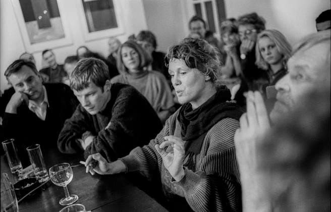 Zensur in der DDR Deutschland, Berlin, 15.02.1991, Gesprächsrunde Erfahrung mit der Zensur, im Haus Drama in der Clara-Zetkin-Straße, (Brigitte Struzyk (Mitte), Â *** Censorship in the GDR Germany, Berlin, 15 02 1991, discussion round Experience with Censorship, in the House of Drama in Clara Zetkin Straße, Brigitte Struzyk Mitte , Â