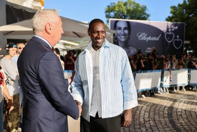 77e festival du film de Cannes PHOTOPQR NICE MATIN Sebastien Botella 13 05 2024 Arrivee du jury du 77e festival du film de Cannes devant lhotel Martinez de Cannes le lundi 13 mai 2024 OMAR SY Cannes Film Festival director arrives for a dinner with members of the jury at the Grand Hyatt Cannes Hotel Martinez, on the eve of the opening ceremony of the 77th edition of the Cannes Film Festival in Cannes, southern France, on May 13, 2024 France  Copyright: xPHOTOPQR NICExMATIN MAXPPPxSebastienxBotellax 20240513NIM3170 20240513NIM3170
