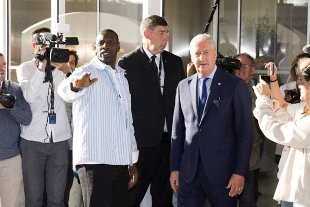 Cannes - Jury Dinner Ahead Of The Festival Opening Omar Sy attends a dinner ahead of the 77th Cannes Film Festival on May 13, 2024 in Cannes, France. Photo by Shootpix ABACAPRESS.COM Cannes France  Copyright: xShootpix ABACAx