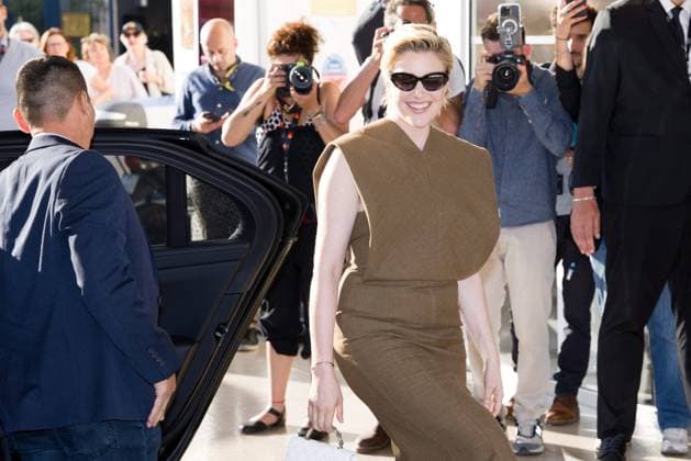 Cannes - Jury Dinner Ahead Of The Festival Opening Greta Gerwig attends a dinner ahead of the 77th Cannes Film Festival on May 13, 2024 in Cannes, France. Photo by Shootpix ABACAPRESS.COM Cannes France  Copyright: xShootpix ABACAx