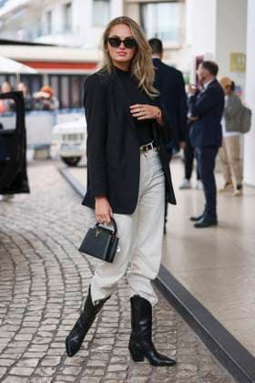 Cannes - Romee Strijd At The Martinez Romee Strijd spotted at Martinez Hotel during 77th Cannes Film Festival. Cannes, France on May 14, 2024. Photo by Marco Piovanotto ABACAPRESS.COM Cannes France  Copyright: xPiovanottoxMarco ABACAx