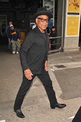 Cannes 2024 Celebrities At Nice Airport Giancarlo Esposito arriving at Nice airport ahead 77th Cannes Film Festival in Nice, France on May 14, 2024. Photo by Julien Reynaud APS-Medias ABACAPRESS.COM Nice France  Copyright: xReynaudxJulien APS-Medias ABACAx