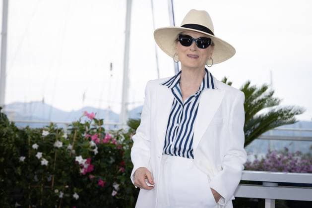 Cannes - Meryl Streep Photocall Meryl Streep attends a photocall as she receives an honorary Palme d Or at the 77th annual Cannes Film Festival at Palais des Festivals on May 14, 2024 in Cannes, France. Photo by Shootpix ABACAPRESS.COM Cannes France  Copyright: xShootpix ABACAx